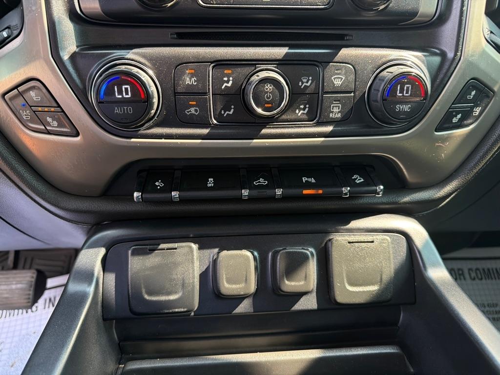 GMC Sierra 1500 2WD Crew Cab 153.0" Denali 2015