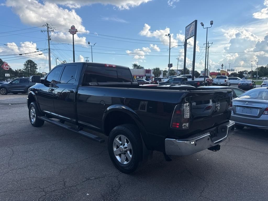 RAM 3500 4WD Crew Cab 169" Laramie 2014