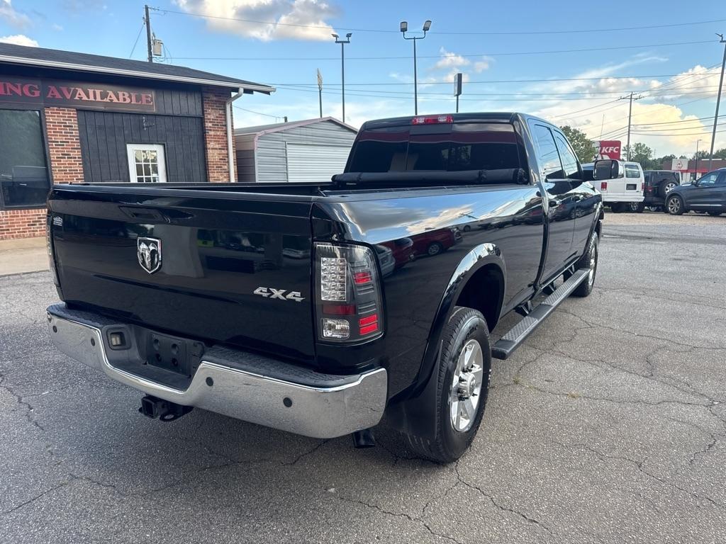 RAM 3500 4WD Crew Cab 169" Laramie 2014