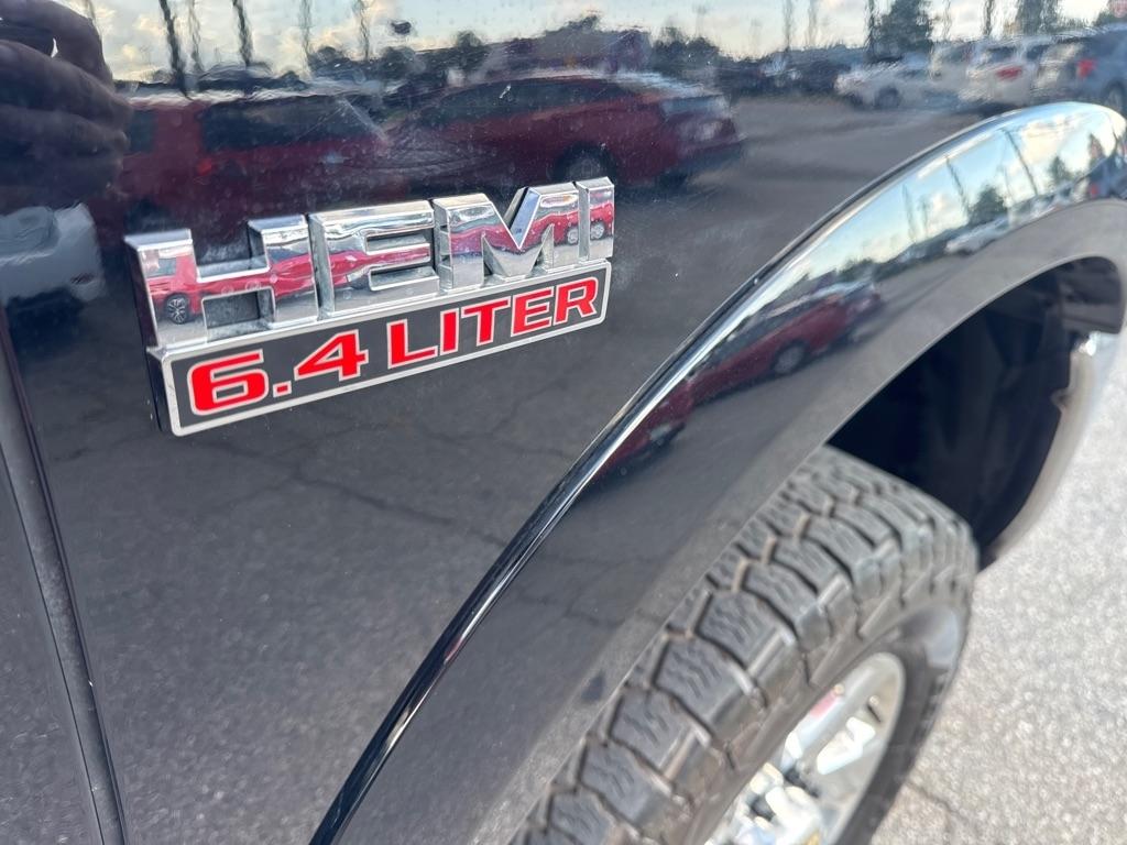 RAM 3500 4WD Crew Cab 169" Laramie 2014