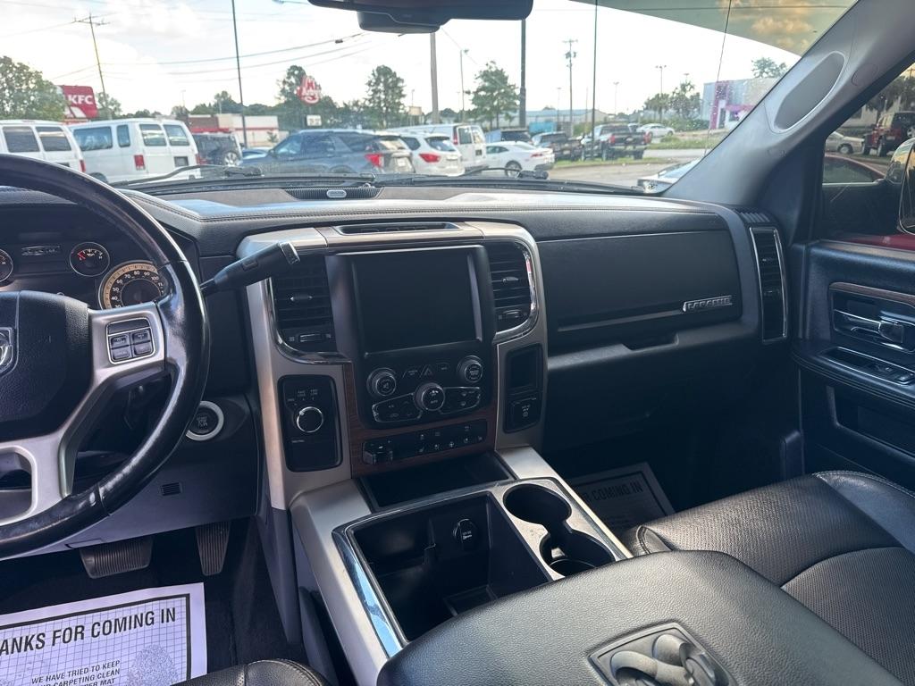 RAM 3500 4WD Crew Cab 169" Laramie 2014