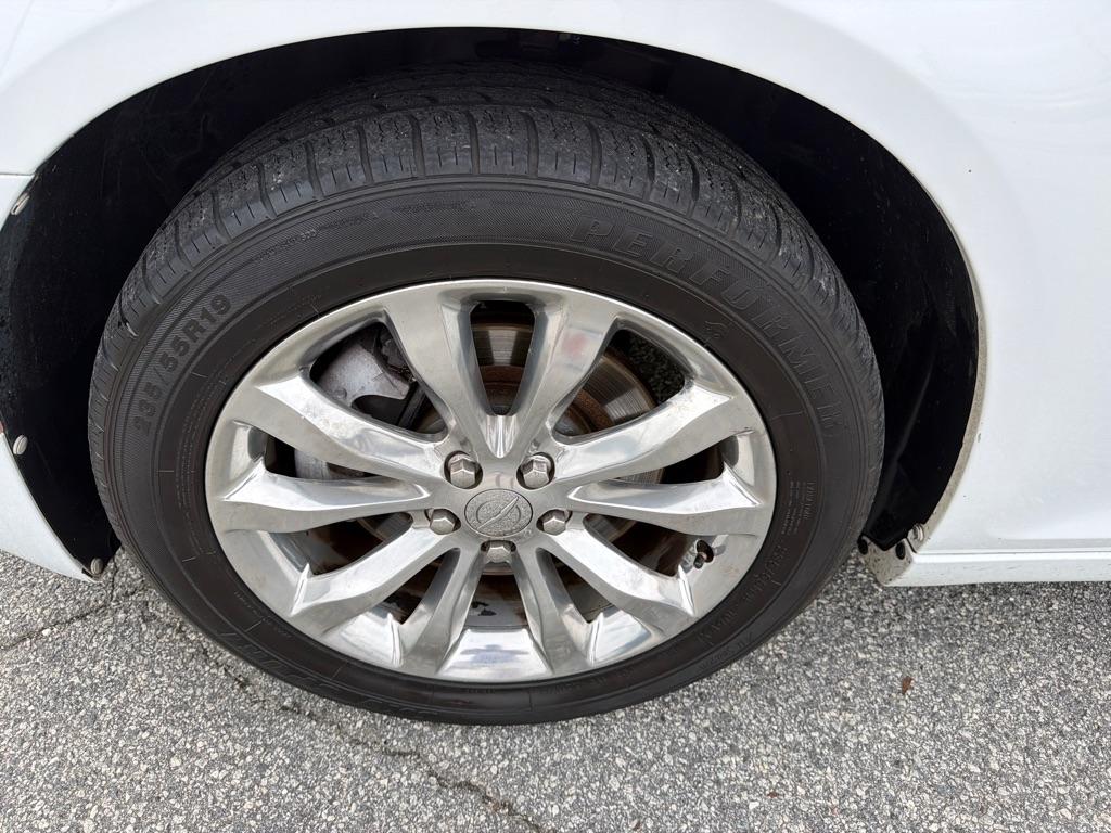 Chrysler 300 Limited AWD 2019