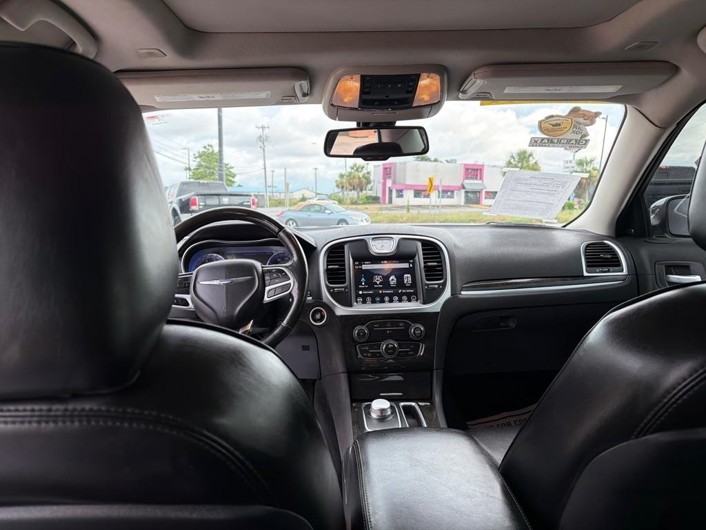 Chrysler 300 Limited AWD 2019