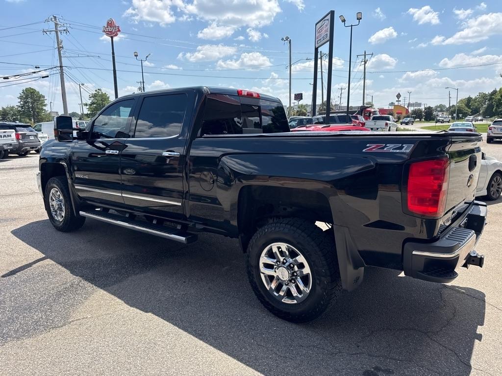 Chevrolet Silverado 2500HD Built After Aug 14 4WD Crew Cab 153.7" LTZ 2015