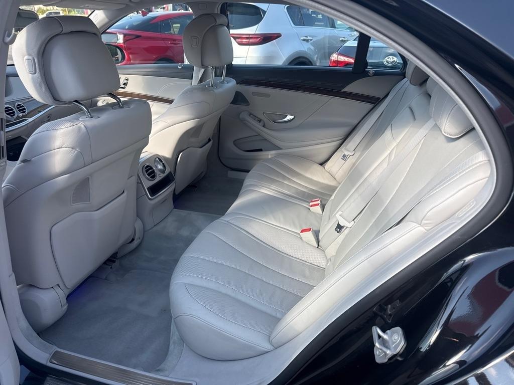 Mercedes-Benz S-Class 4dr Sdn S 550 4MATIC 2016