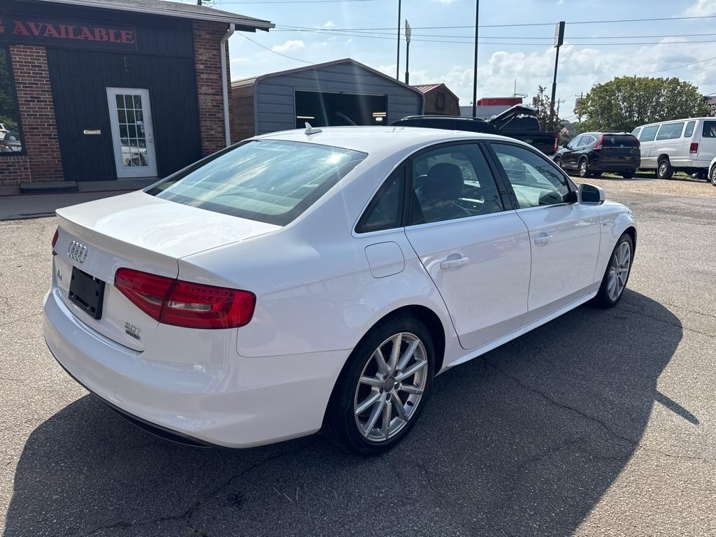 Audi A4 Auto quattro 2.0T Premium 2016