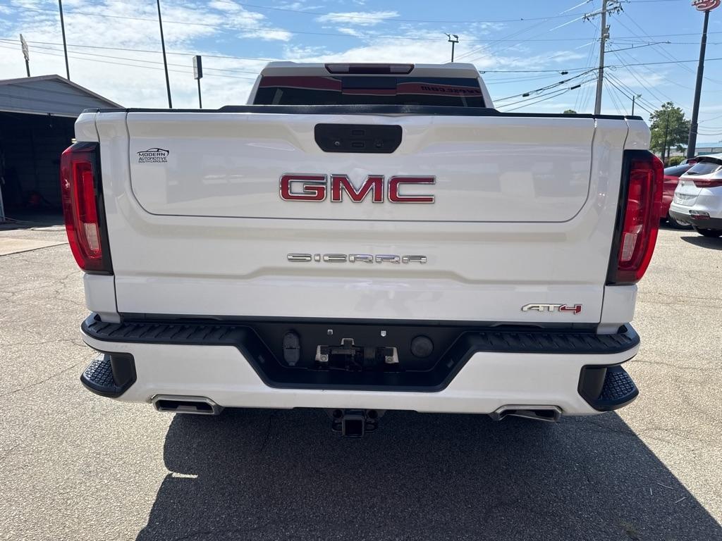 GMC Sierra 1500 4WD Crew Cab 147" AT4 2021
