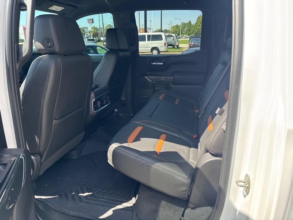 GMC Sierra 1500 4WD Crew Cab 147" AT4 2021