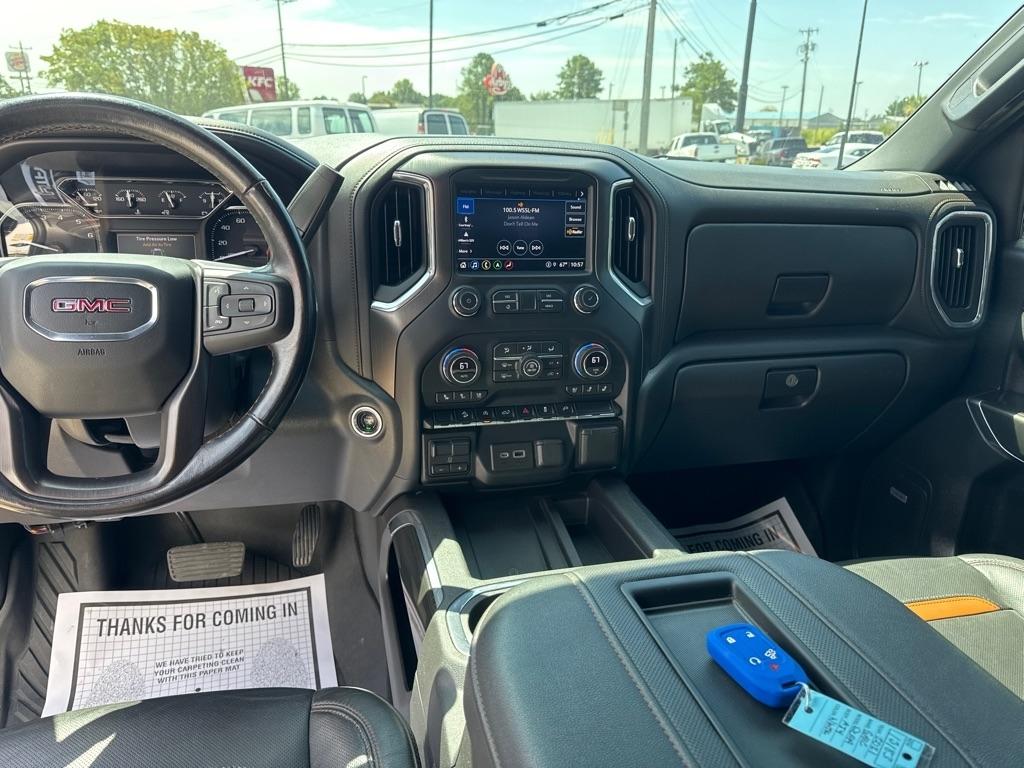 GMC Sierra 1500 4WD Crew Cab 147" AT4 2021