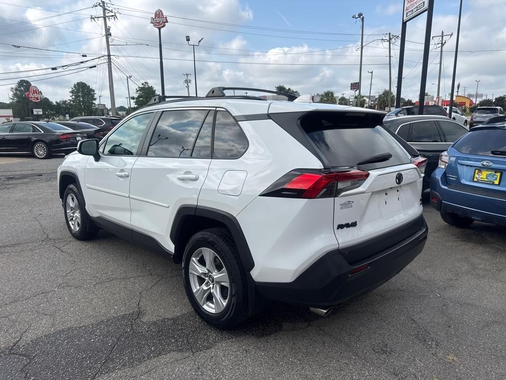 Toyota RAV4 XLE AWD (Natl) 2020