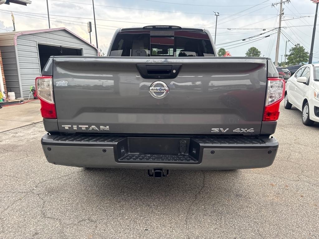 Nissan Titan 4x4 Crew Cab SV 2019