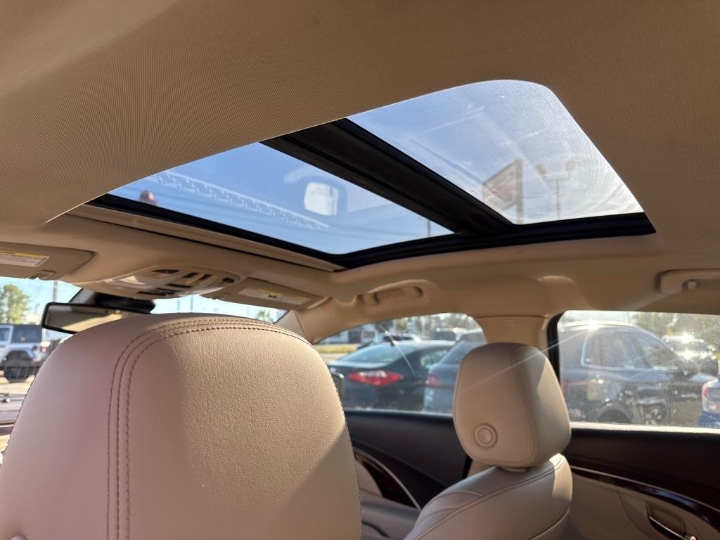 Buick LaCrosse 4dr Sdn Premium I AWD 2016