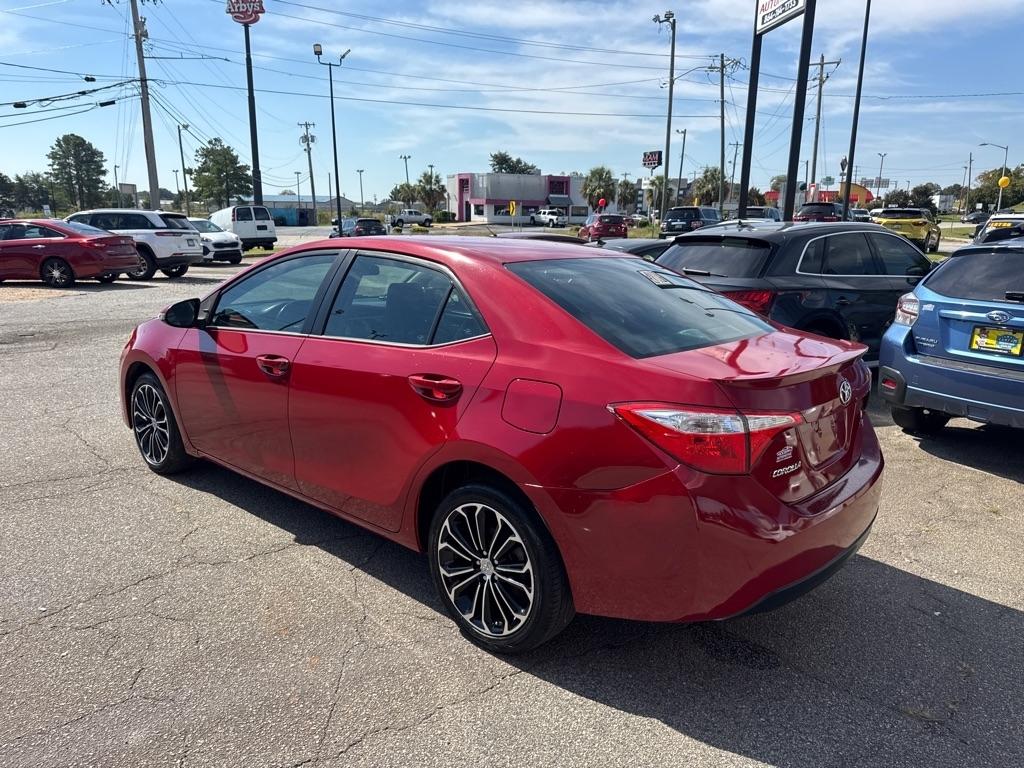 Toyota Corolla 4dr Sdn Auto L (Natl) 2015