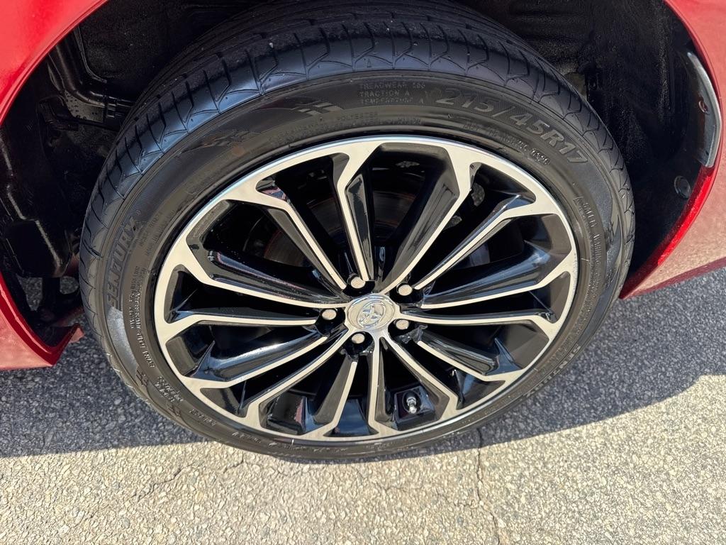 Toyota Corolla 4dr Sdn Auto L (Natl) 2015