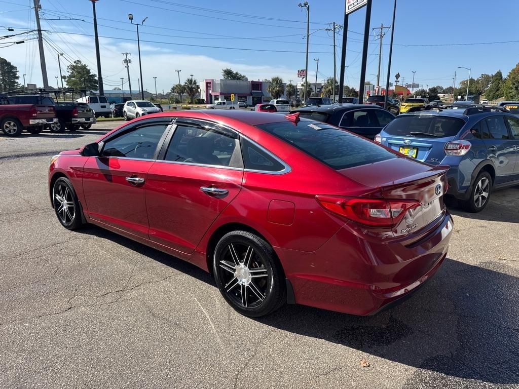 Hyundai Sonata 4dr Sdn 2.4L SE 2015