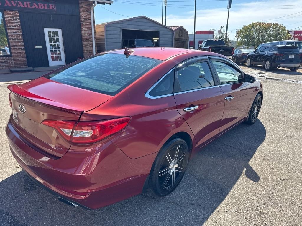 Hyundai Sonata 4dr Sdn 2.4L SE 2015
