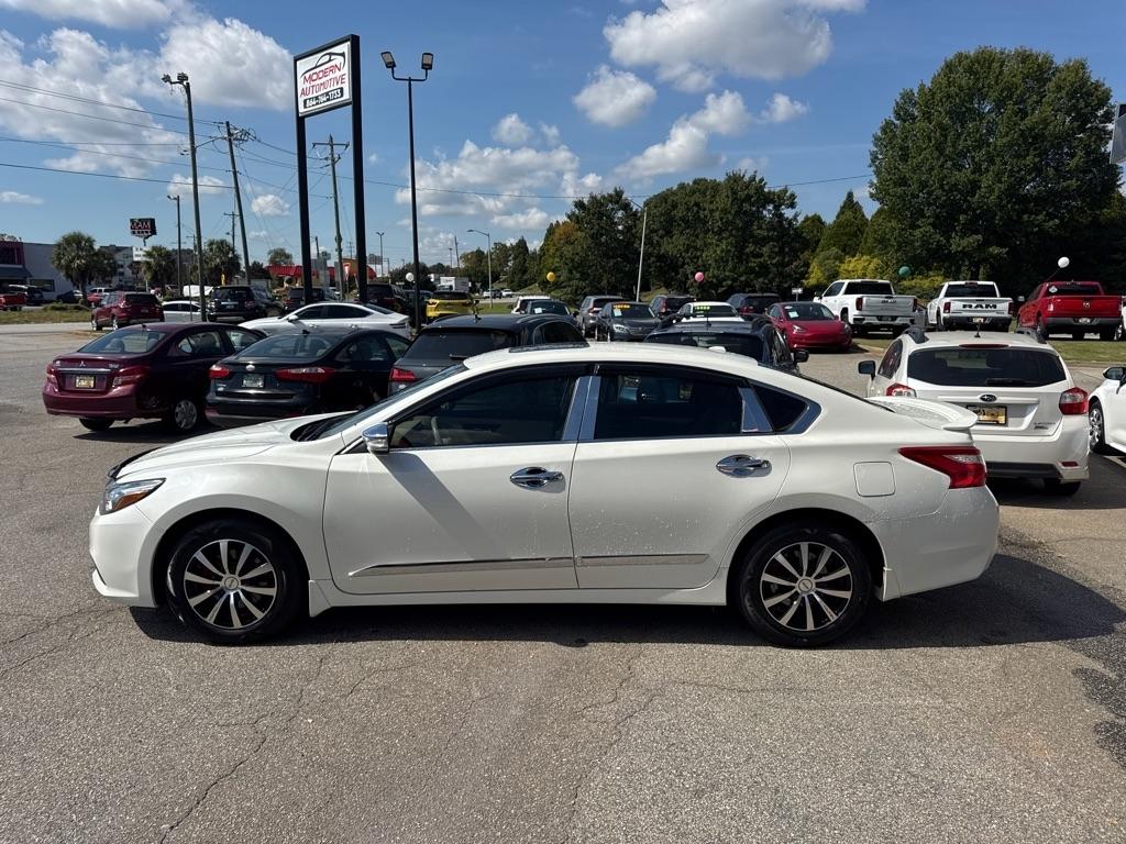Nissan Altima 4dr Sdn I4 2.5 SL 2016