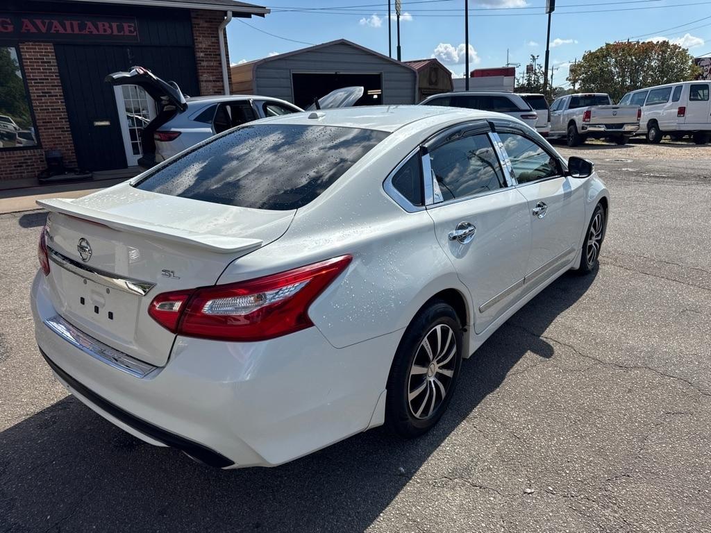 Nissan Altima 4dr Sdn I4 2.5 SL 2016