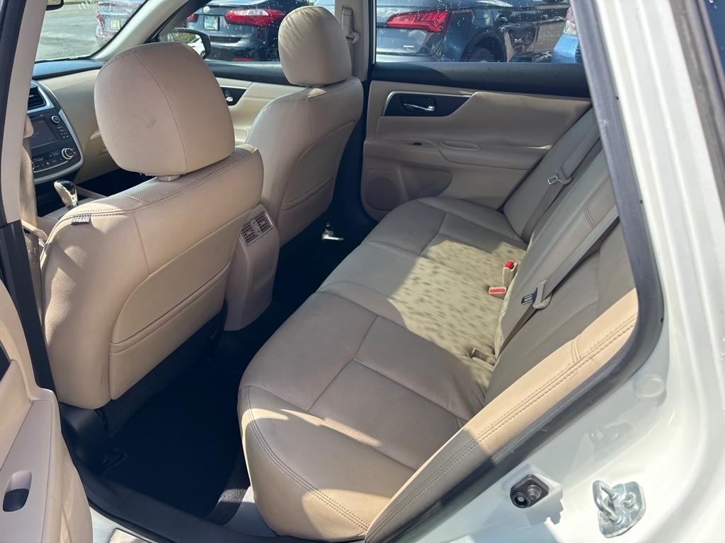 Nissan Altima 4dr Sdn I4 2.5 SL 2016
