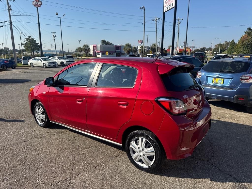 Mitsubishi Mirage ES CVT 2024