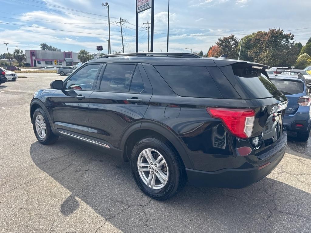 Ford Explorer XLT 4WD 2023