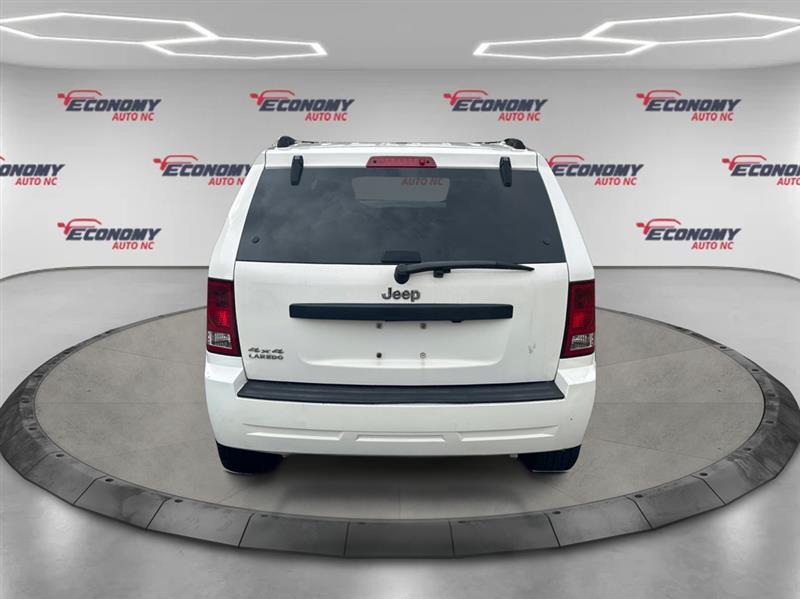 Jeep Grand Cherokee Laredo 4WD 2007