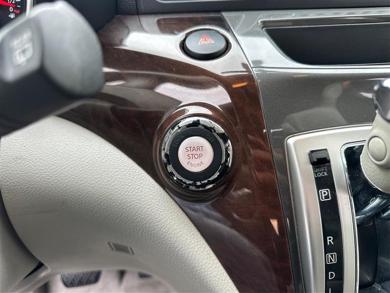 Nissan Quest 3.5 S 2013