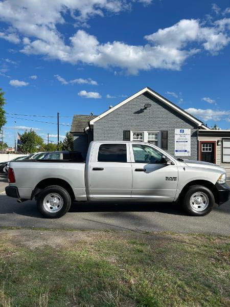 RAM 1500 Tradesman Crew Cab SWB 4WD 2014