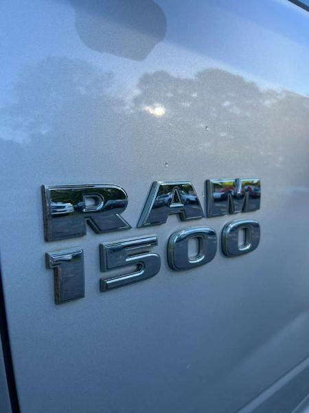RAM 1500 Tradesman Crew Cab SWB 4WD 2014