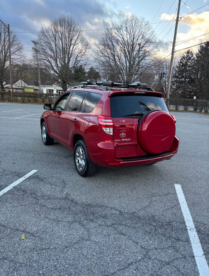 Toyota RAV4 Base I4 4WD 2009