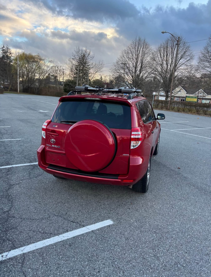 Toyota RAV4 Base I4 4WD 2009