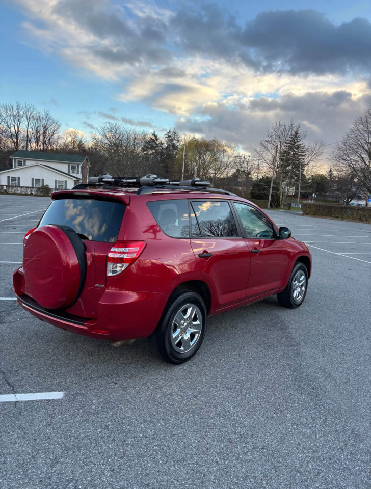 Toyota RAV4 Base I4 4WD 2009