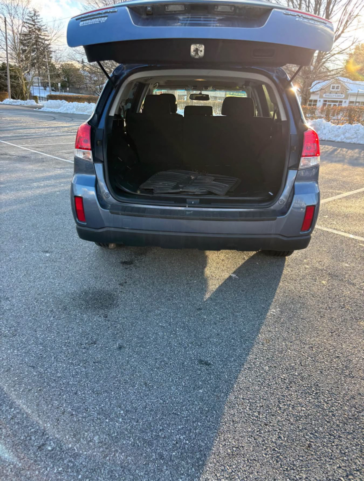 Subaru Outback 2.5i Premium 2013