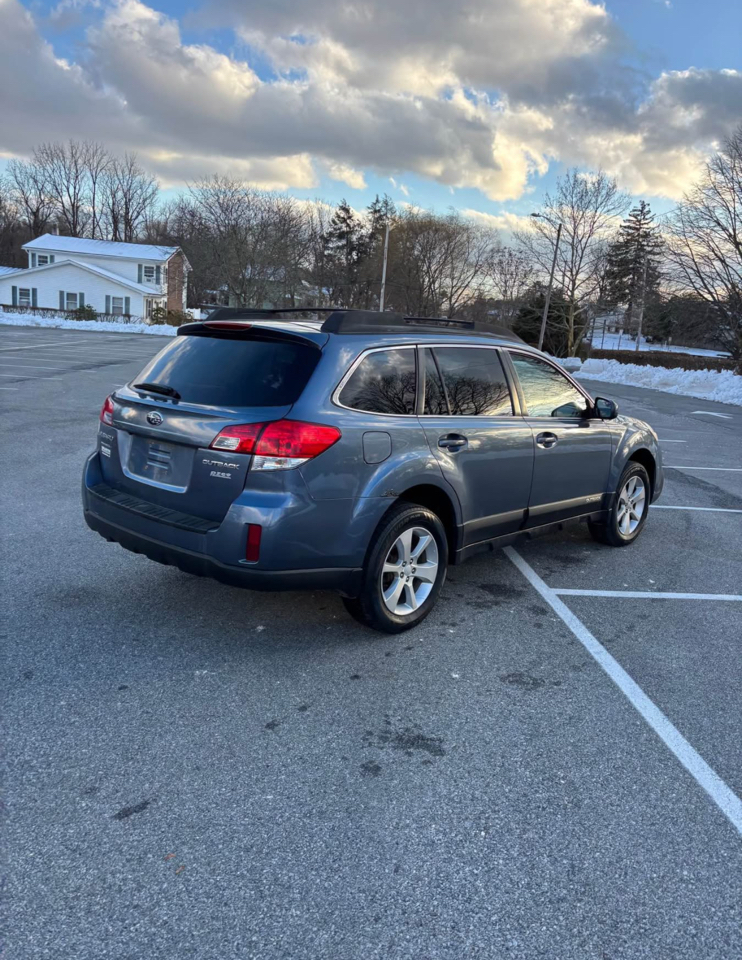 Subaru Outback 2.5i Premium 2013