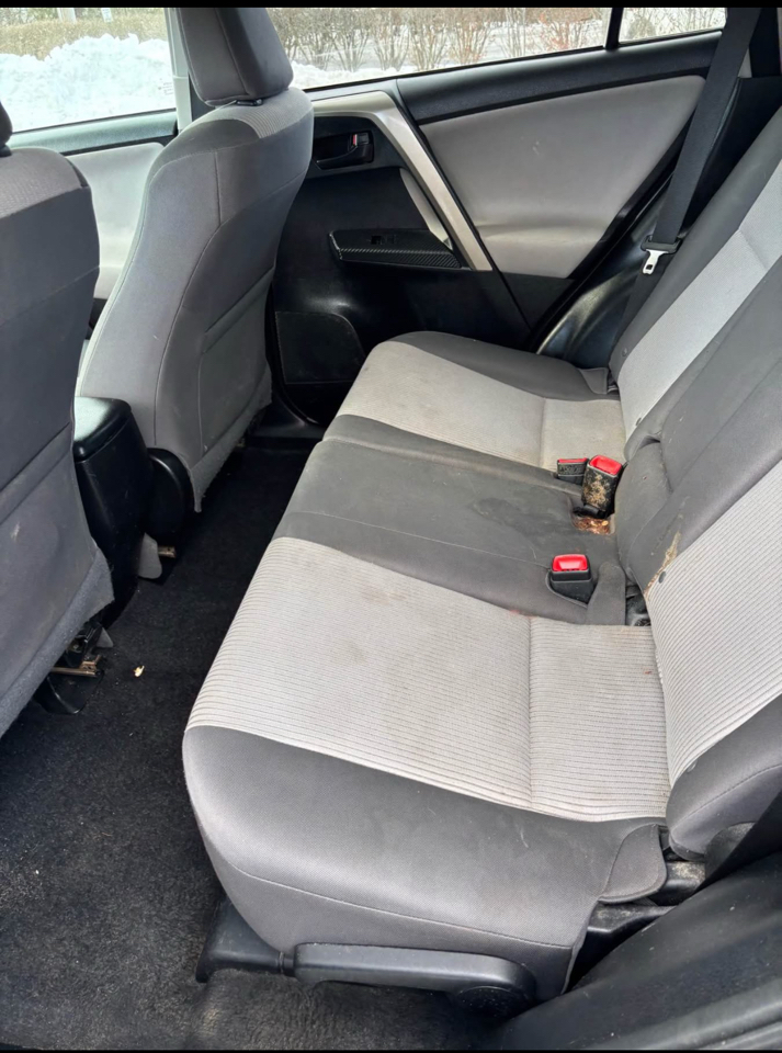 Toyota RAV4 LE AWD 2014