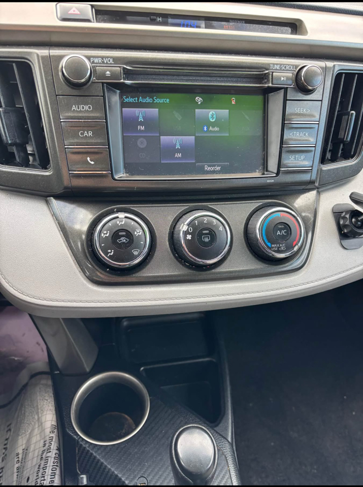 Toyota RAV4 LE AWD 2014