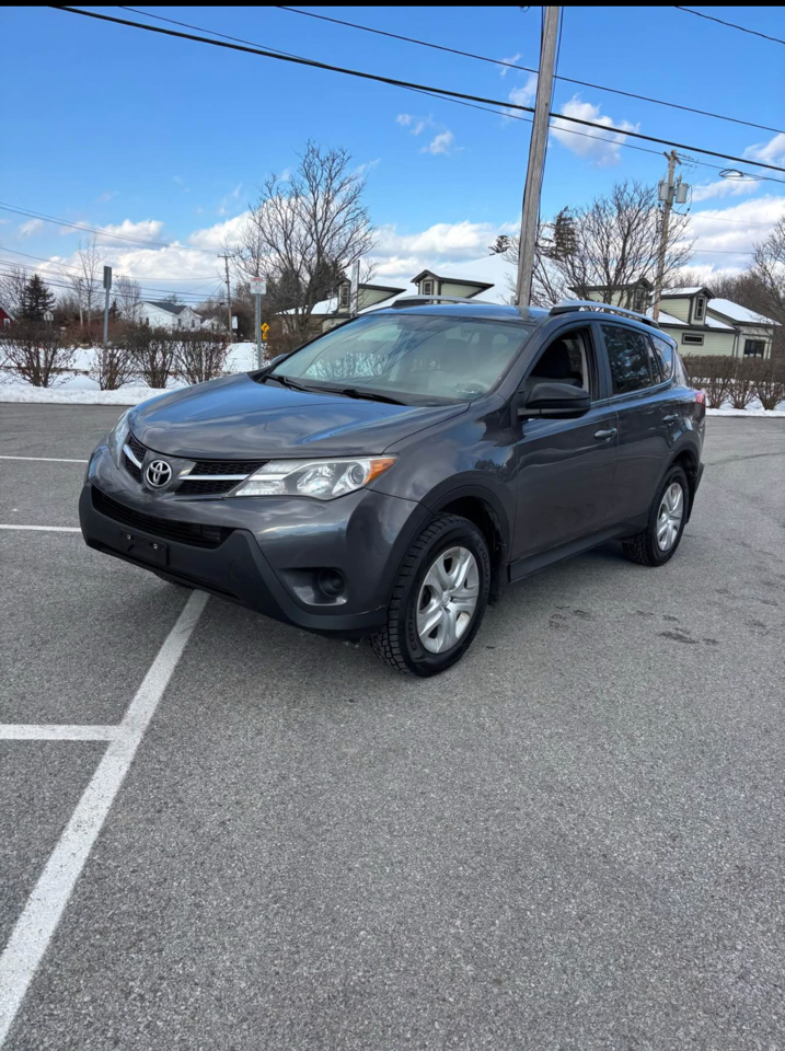 Toyota RAV4 LE AWD 2014