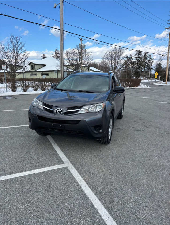 Toyota RAV4 LE AWD 2014