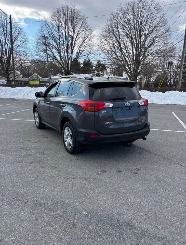 Toyota RAV4 LE AWD 2014