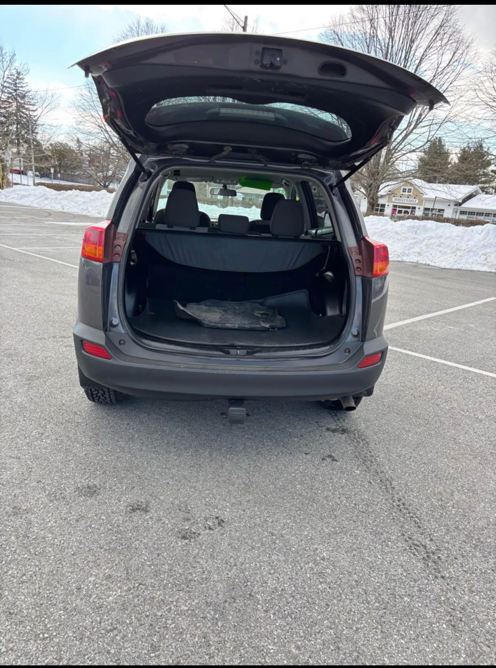 Toyota RAV4 LE AWD 2014