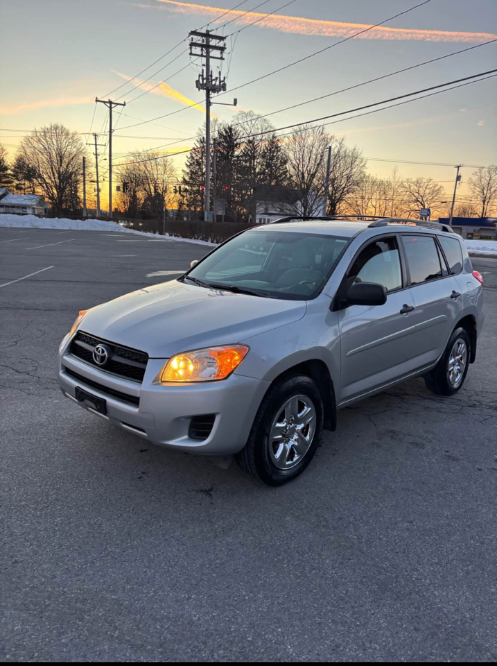 Toyota RAV4 Base I4 4WD 2011
