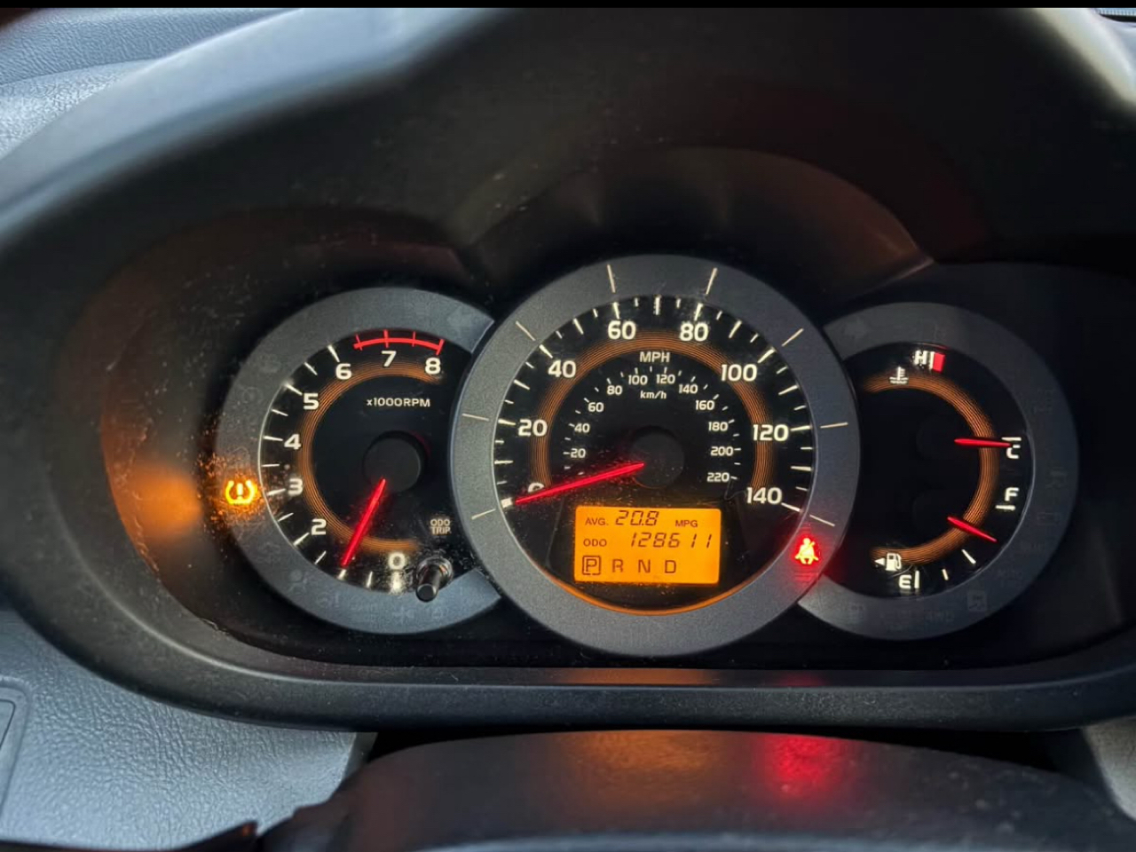 Toyota RAV4 Base I4 4WD 2011