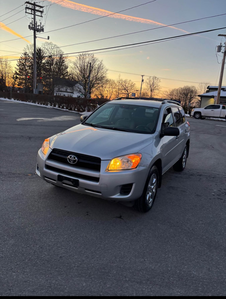 Toyota RAV4 Base I4 4WD 2011