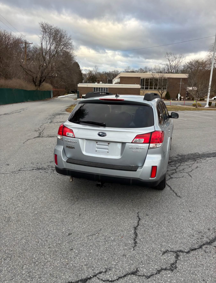 Subaru Outback 2.5i Premium 2014