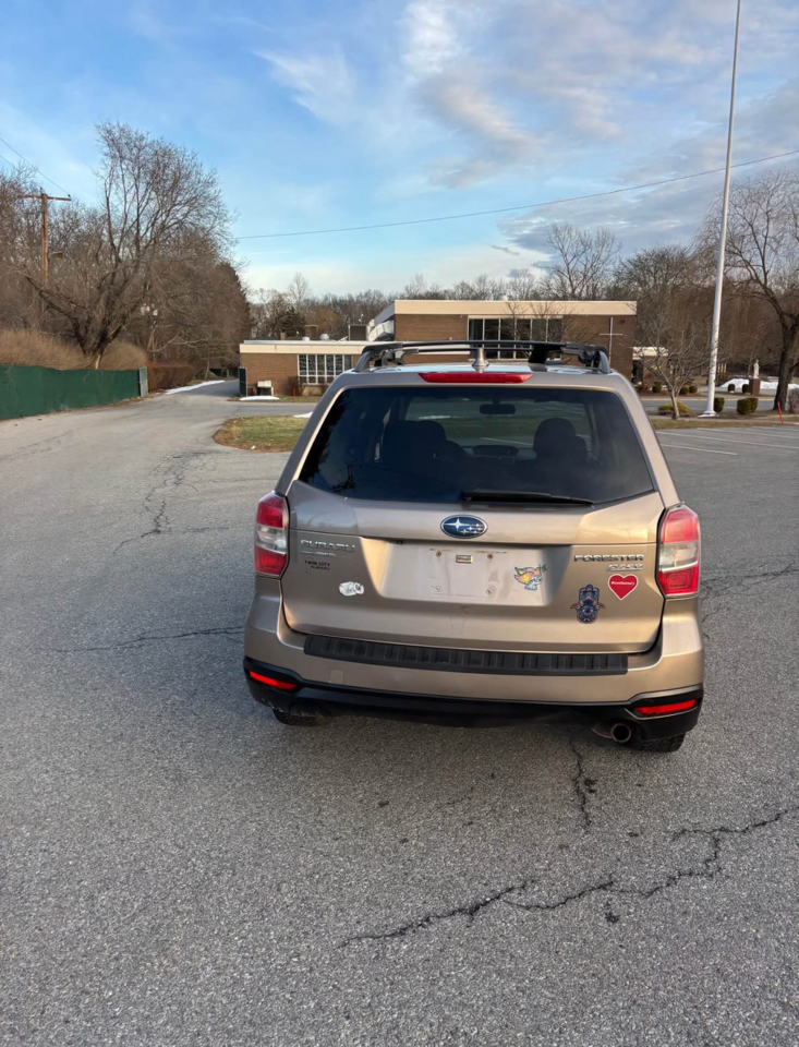 Subaru Forester 2.5i Premium PZEV CVT 2016