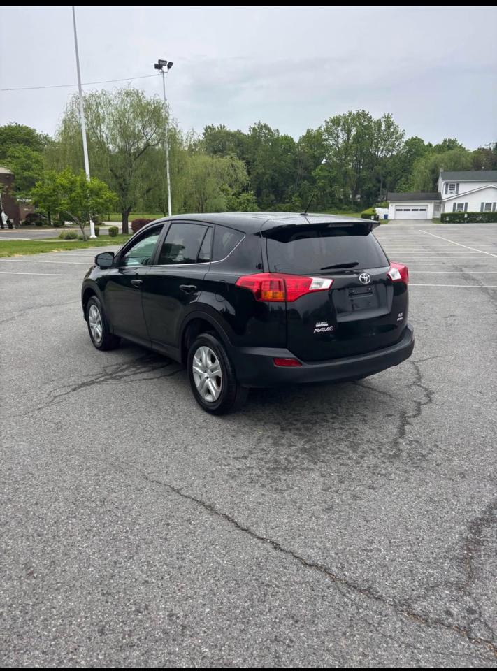 Toyota RAV4 LE AWD 2014