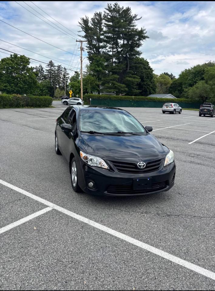 Toyota Corolla S 5-Speed MT 2013
