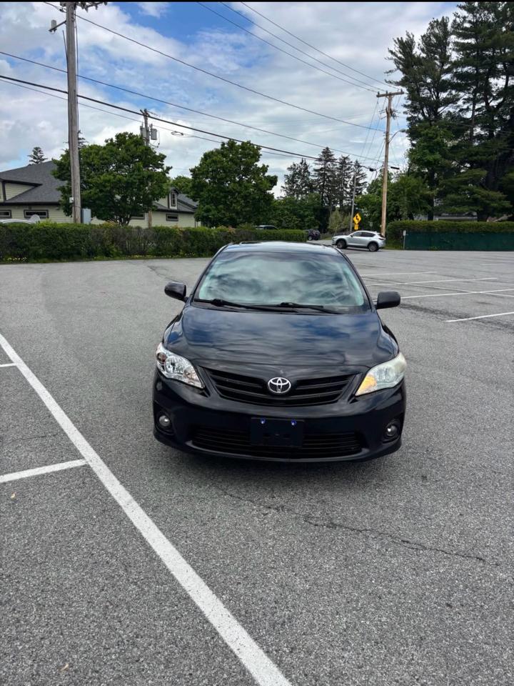Toyota Corolla S 5-Speed MT 2013
