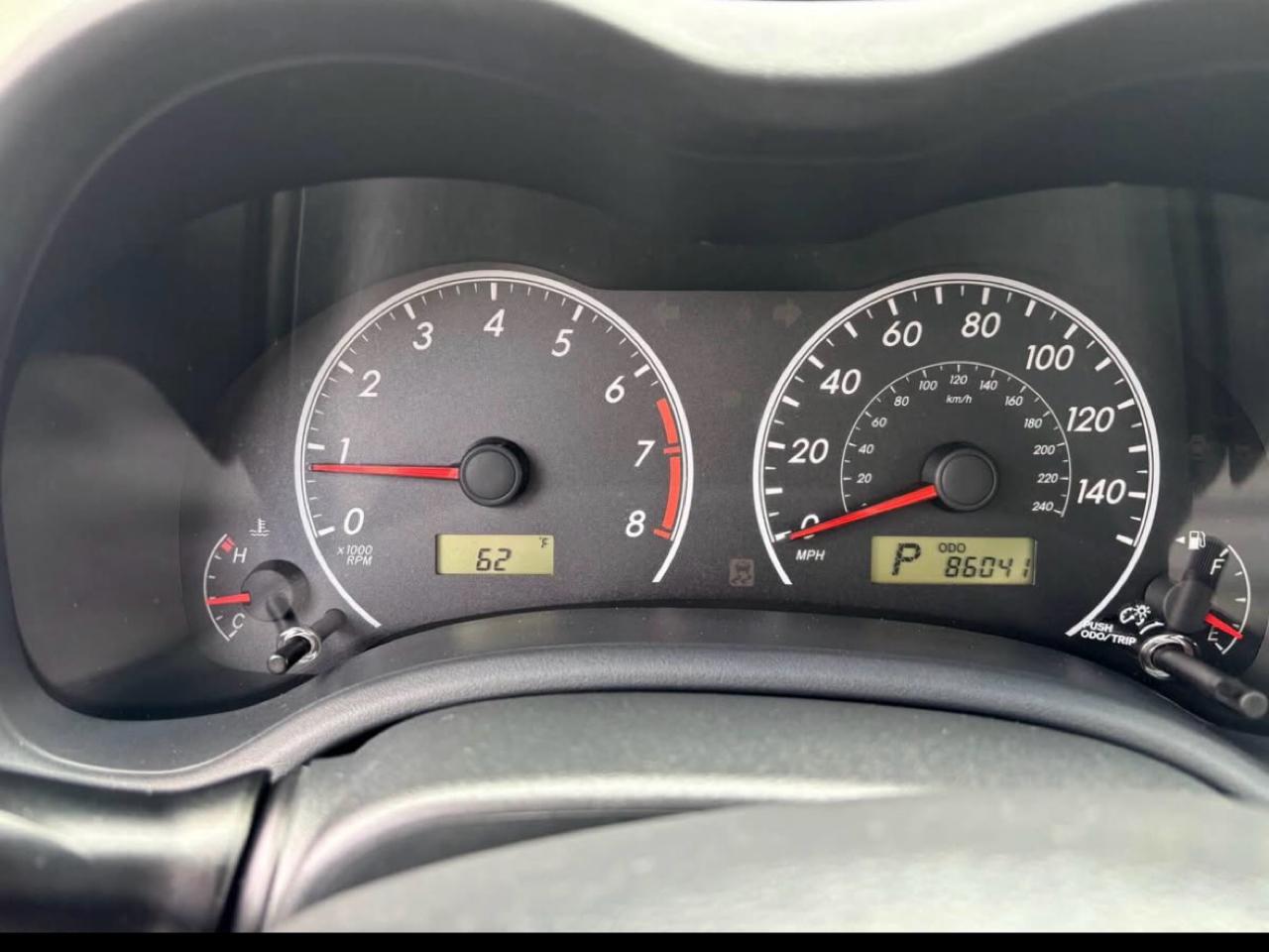 Toyota Corolla S 5-Speed MT 2013
