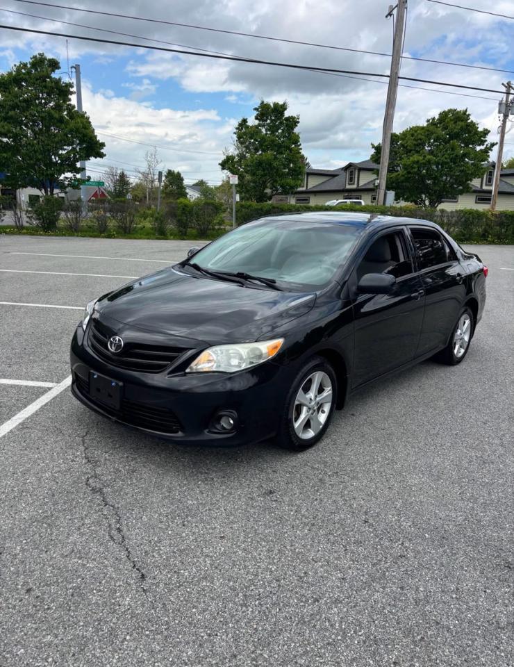 Toyota Corolla S 5-Speed MT 2013